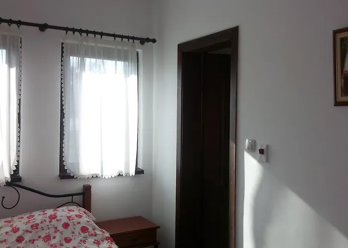 ゲストハウス Bobekova Kashta 3*