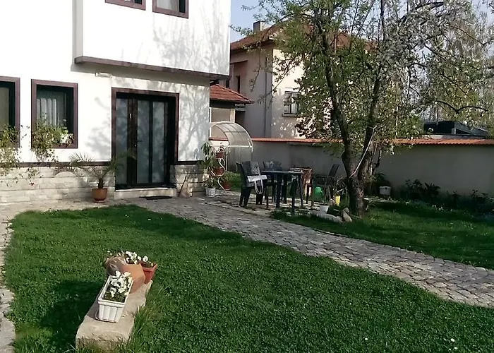 ゲストハウス Bobekova Kashta 3*