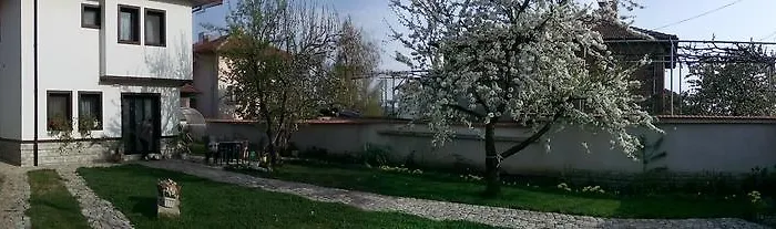 ゲストハウス Bobekova Kashta 3*