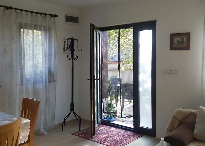 ゲストハウス Bobekova Kashta パナギュリシテ