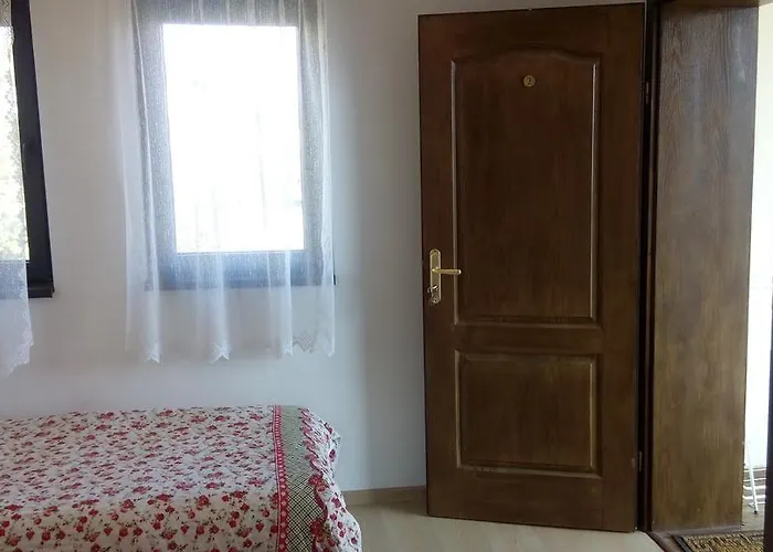 ゲストハウス Bobekova Kashta 3*